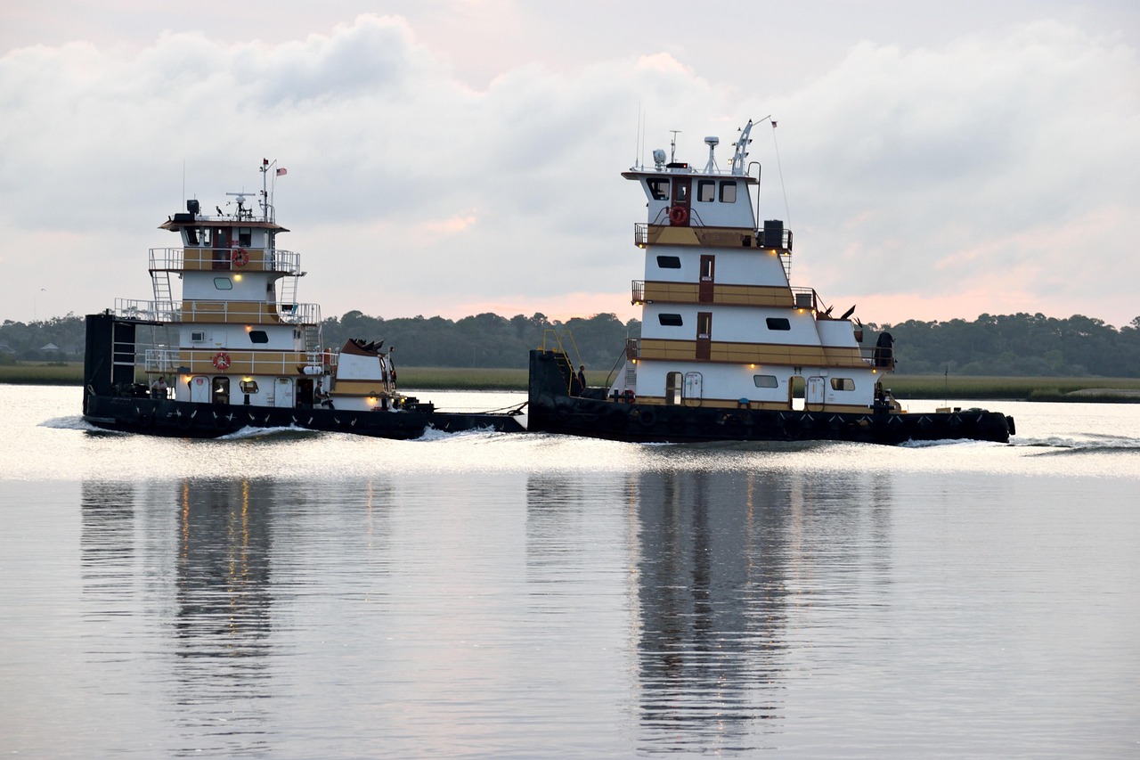CSSC 704 Institute receives world's first type approval certificate for its intelligent tugboat towing operation system