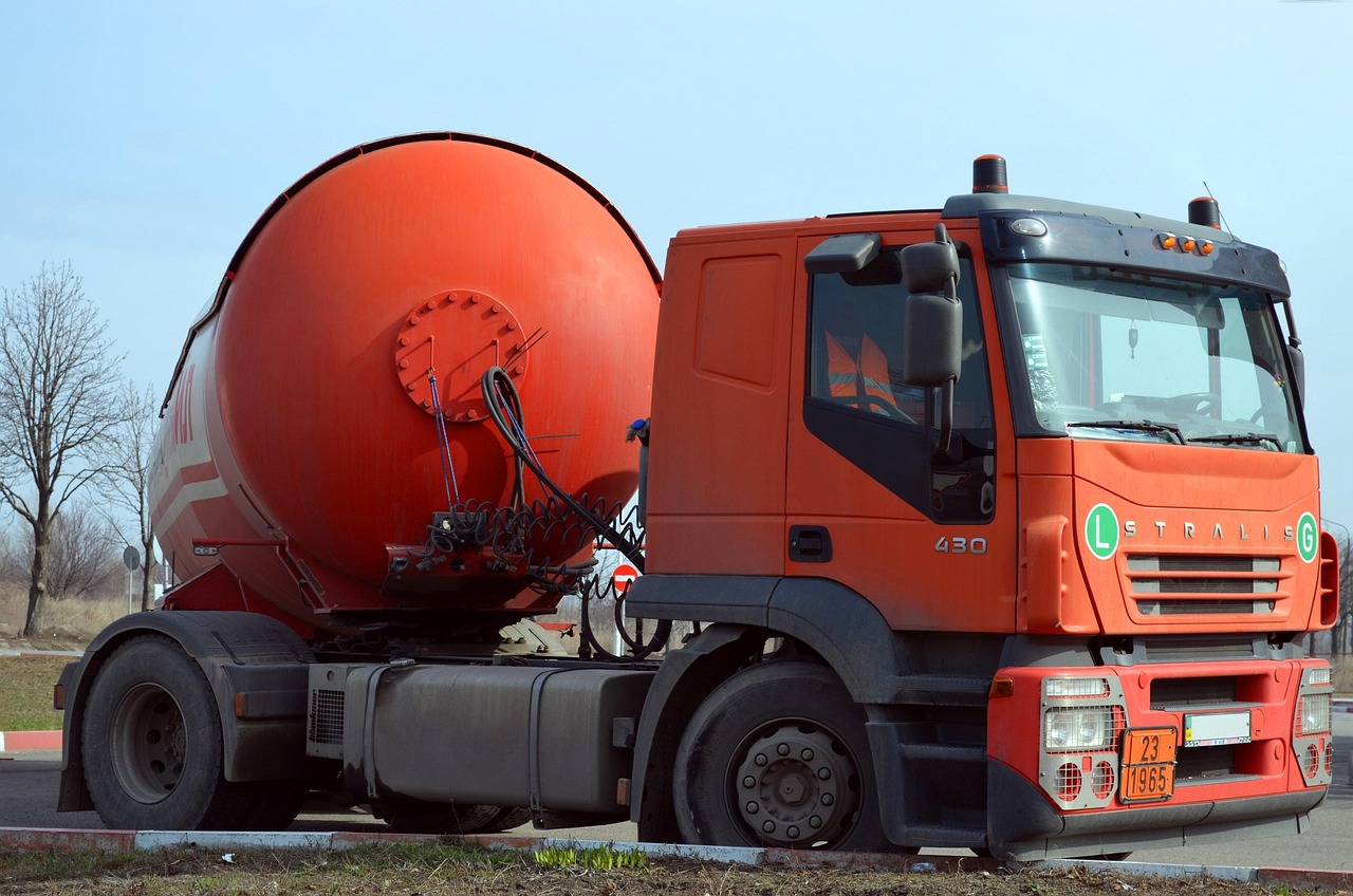 FAW Jiefang unveils TL.X concept truck at IAA Transportation in Hannover